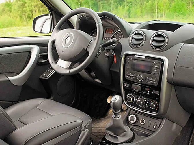 Рено дастер фото и характеристики комплектации Купить б/у Renault Duster I 2.0 MT (135 л.с.) 4WD бензин механика в Учалах: кори