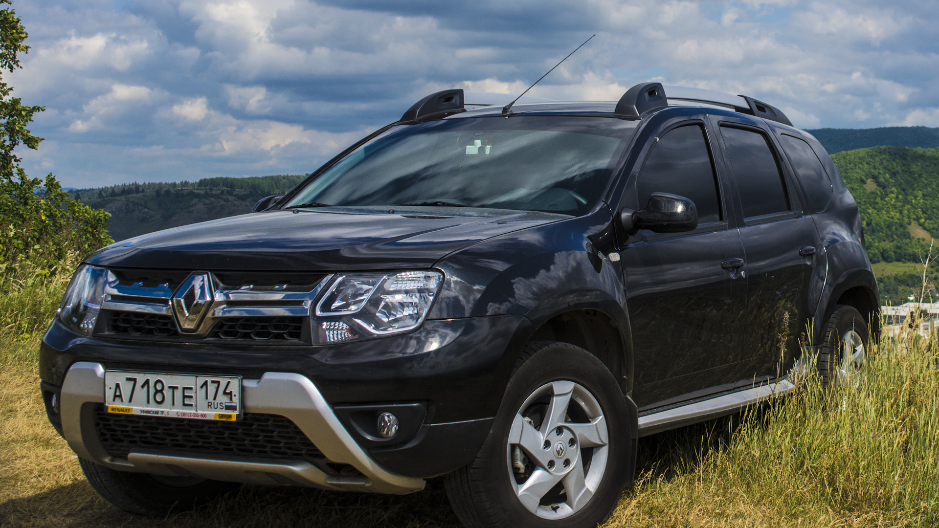 Рено дастер фото цена бу Renault Duster (1G) 2.0 бензиновый 2016 Битюг-тяжеловоз 2.0 на DRIVE2