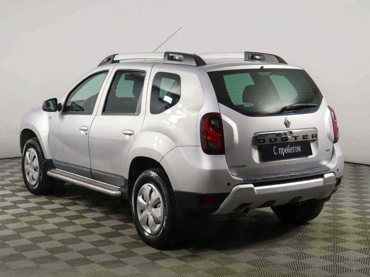 Рено дастер фото цены россия Renault Duster Серебряный 2015 с пробегом 51 900 км. в автоцентре Крост в Ростов