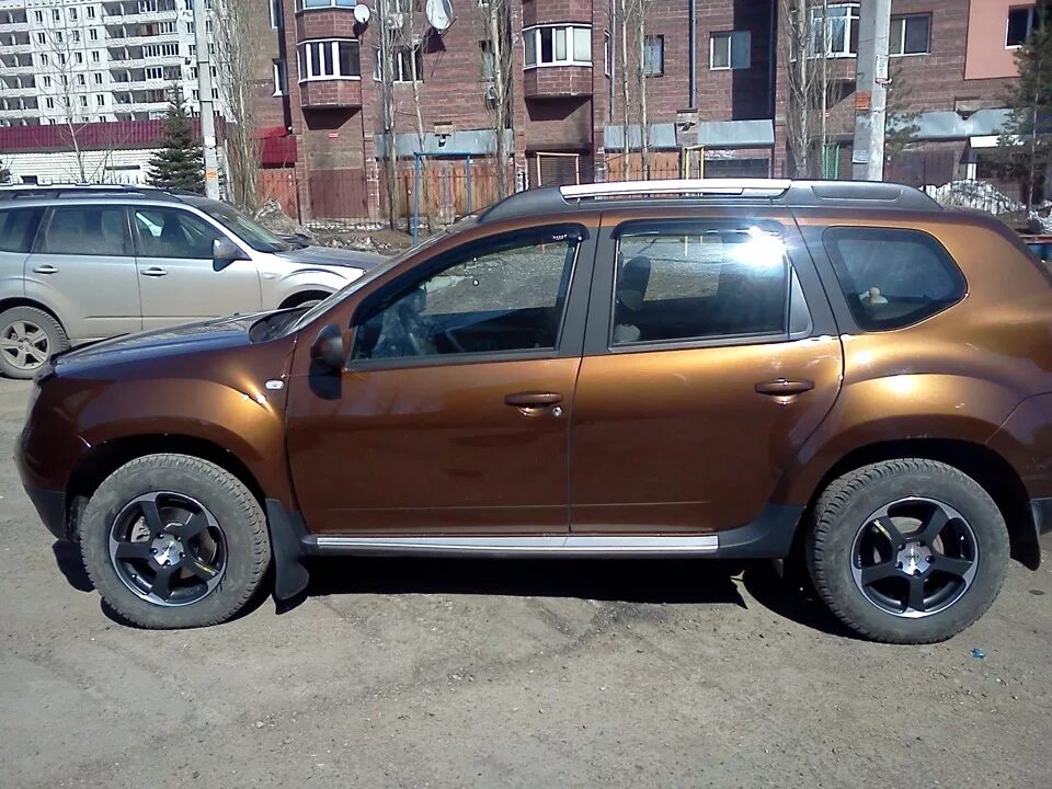 Рено дастер литые диски фото Собственно Диски на авто - Renault Duster (1G), 2 л, 2013 года колёсные диски DR