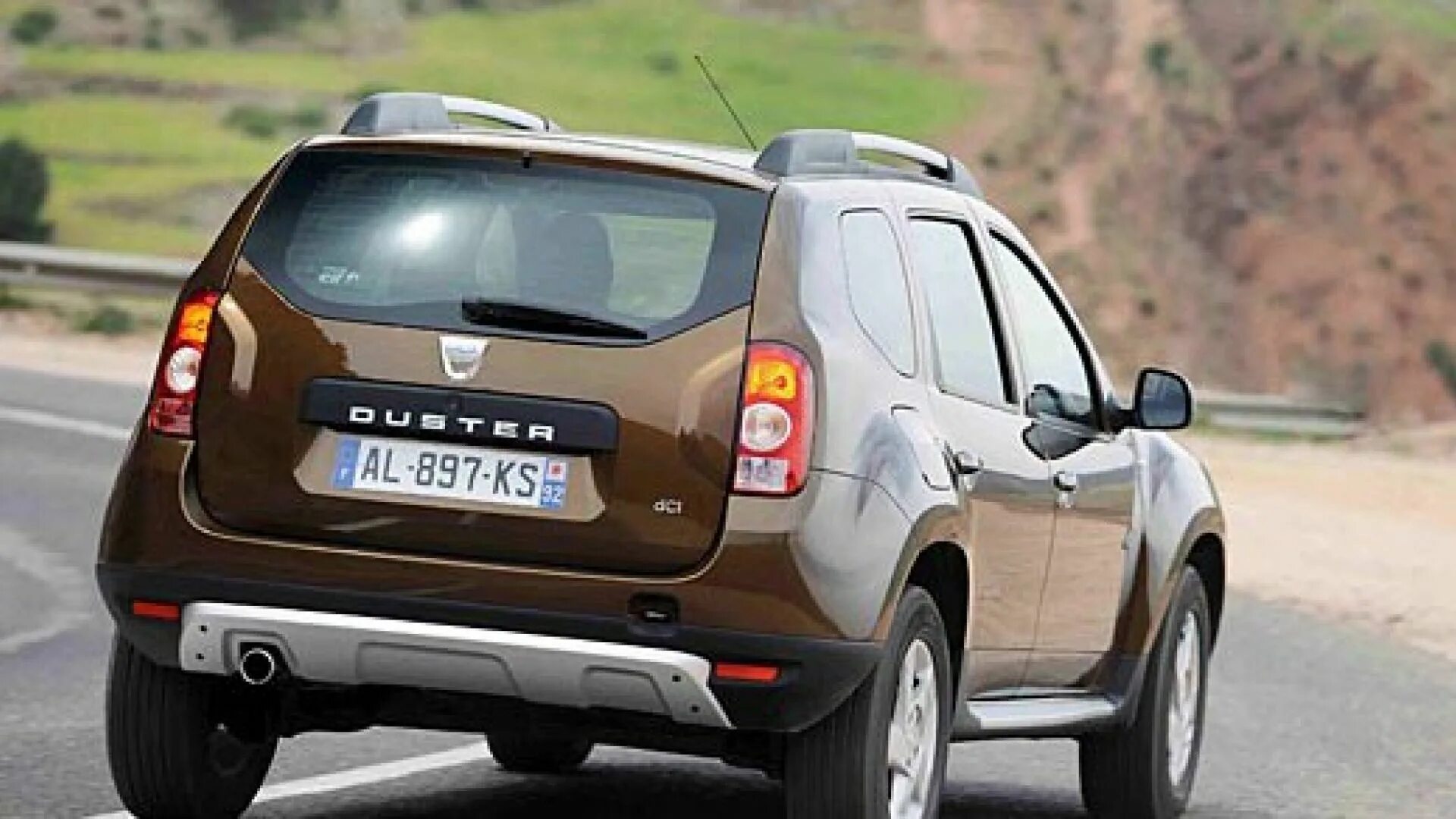 Рено дастер вид сзади фото Test Drive Dacia Duster 4WD Lauréate