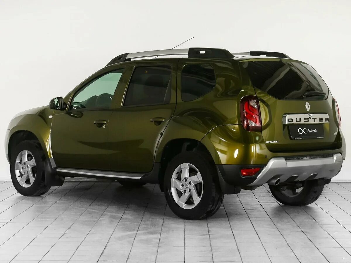 Рено дастер зеленый фото Купить б/у Renault Duster I Рестайлинг 2.0 MT (143 л.с.) 4WD бензин механика в Р