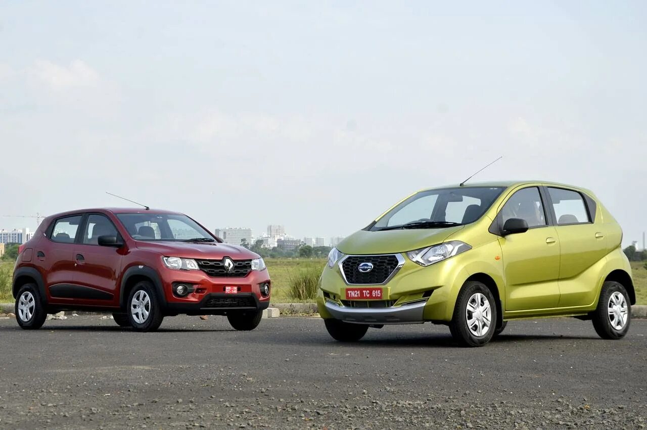 Рено датсун фото Datsun Redigo vs Renault Kwid comparison photo gallery Autocar India