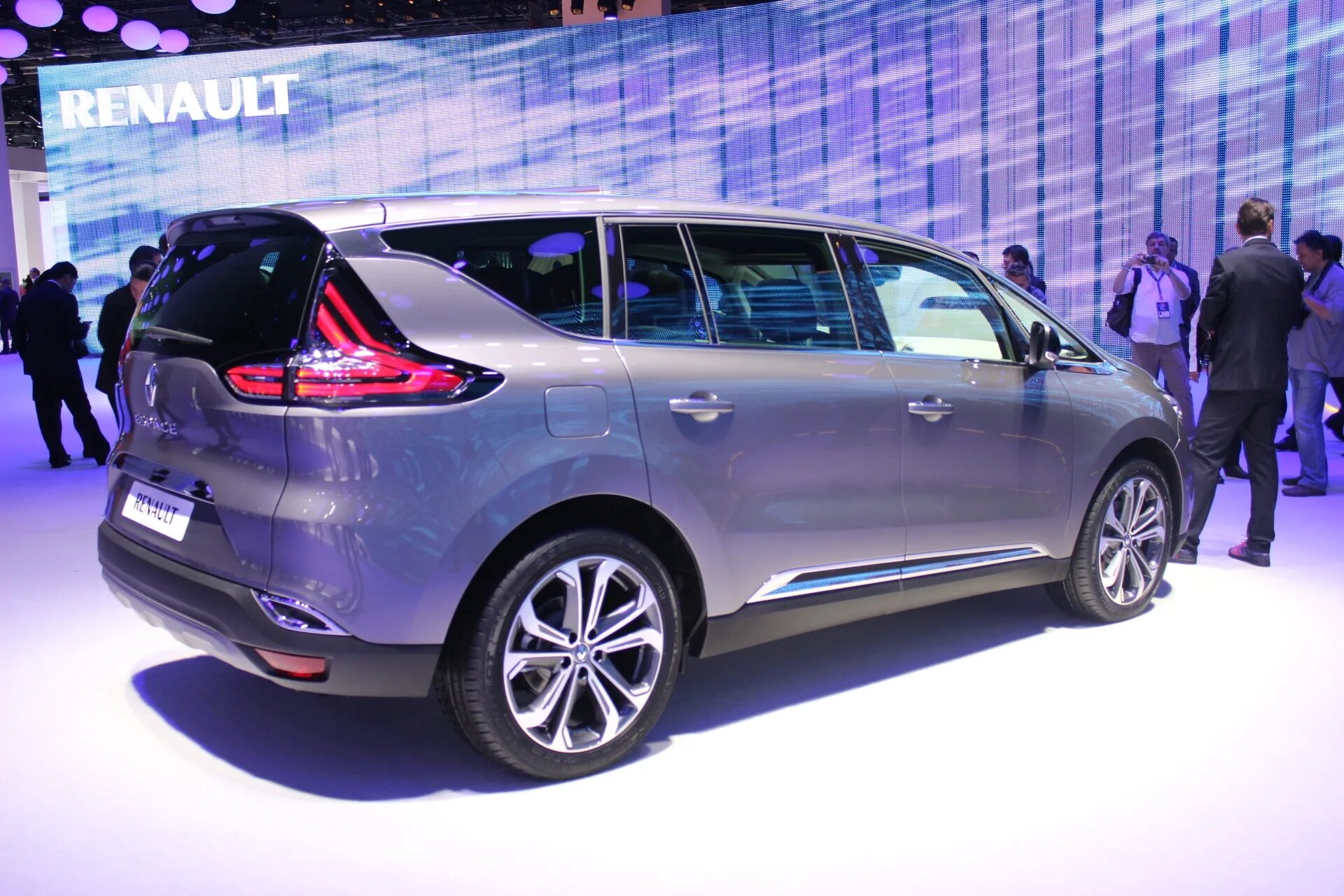 Рено эспейс 5 фото Renault Espace 5 : nouvelle ère - Vidéo en direct du salon de Paris 2014