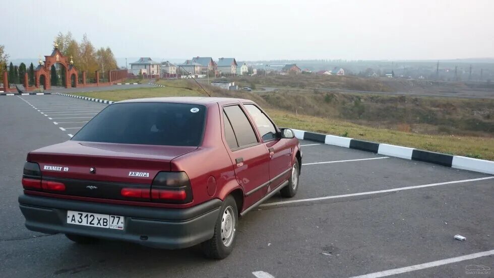 Рено европа 19 фото Отзыв владельца автомобиля 1997 года ( ): 1.4 MT (60 л.с.) Авто.ру