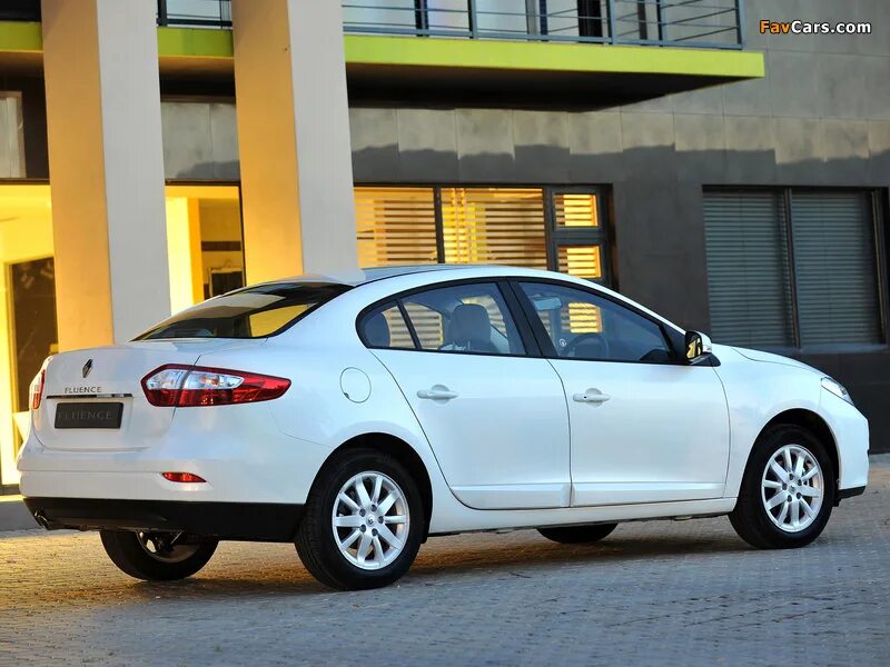 Рено флюенс фото Renault Fluence ZA-spec 2010 pictures (800x600)