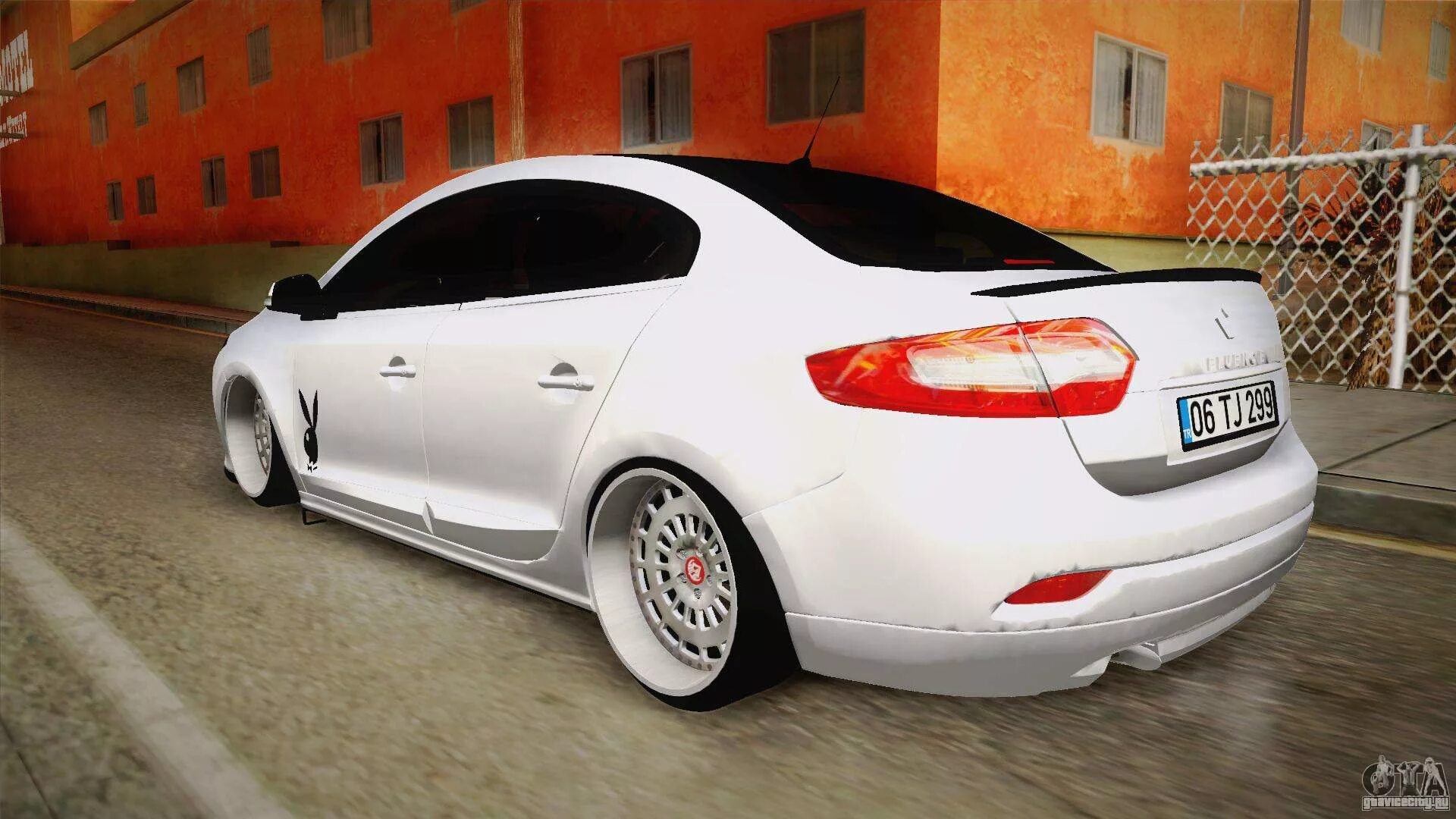 Рено флюенс тюнинг кузова Renault Fluence PlayBoy для GTA San Andreas