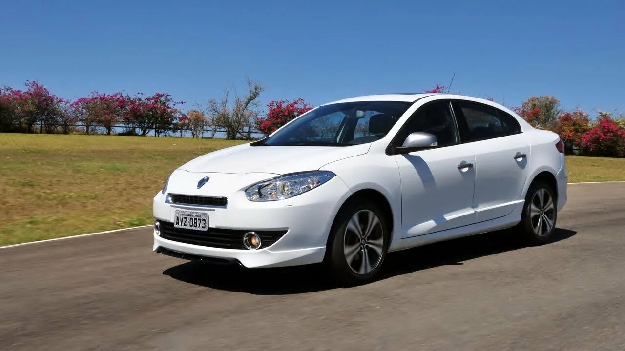 Рено флюенс тюнинг кузова R$ 79.370 Renault Fluence GT aro 17 2.0 16v Turbo 180 cv 30,6 mkgf 220 kmh 0-100