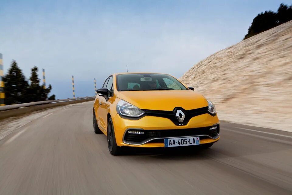 Рено фото Новый Renault Clio RS, давайте и его до кучи. - Renault Megane RS, 2 л, 2013 год