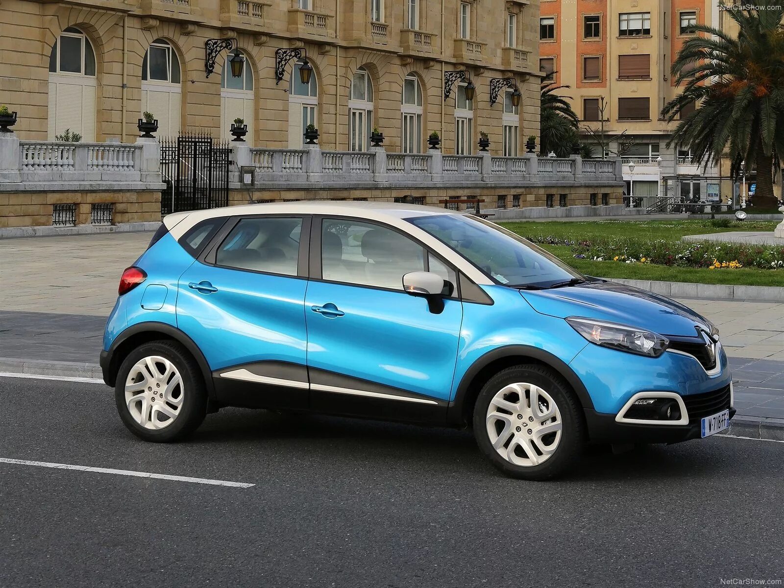 Рено фото голубой Renault Captur фото № 158335 автомобильная фотогалерея Renault Captur на Авторын