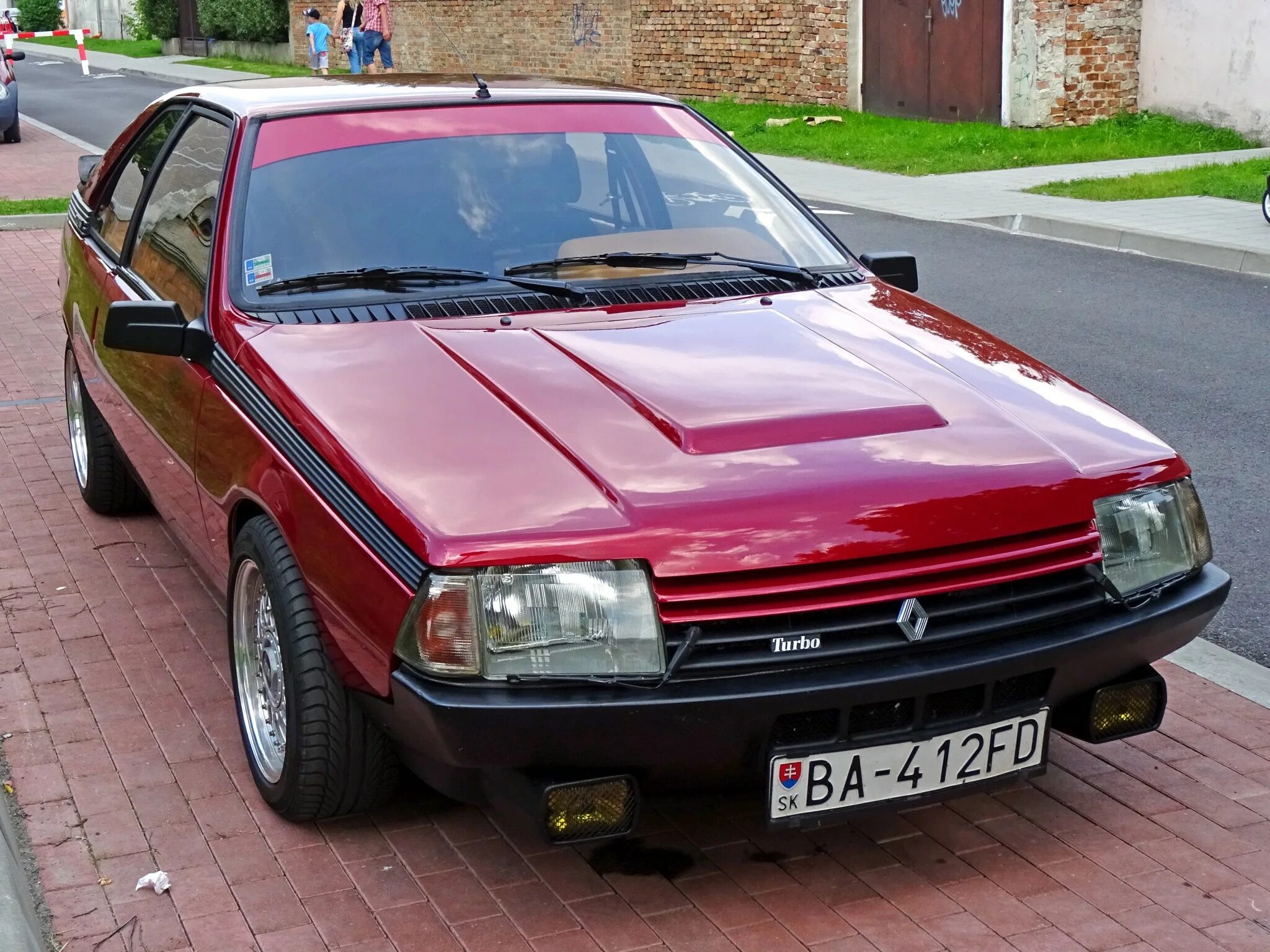 Рено фуэго фото "BA-412FD" фото Renault Fuego. Словакия