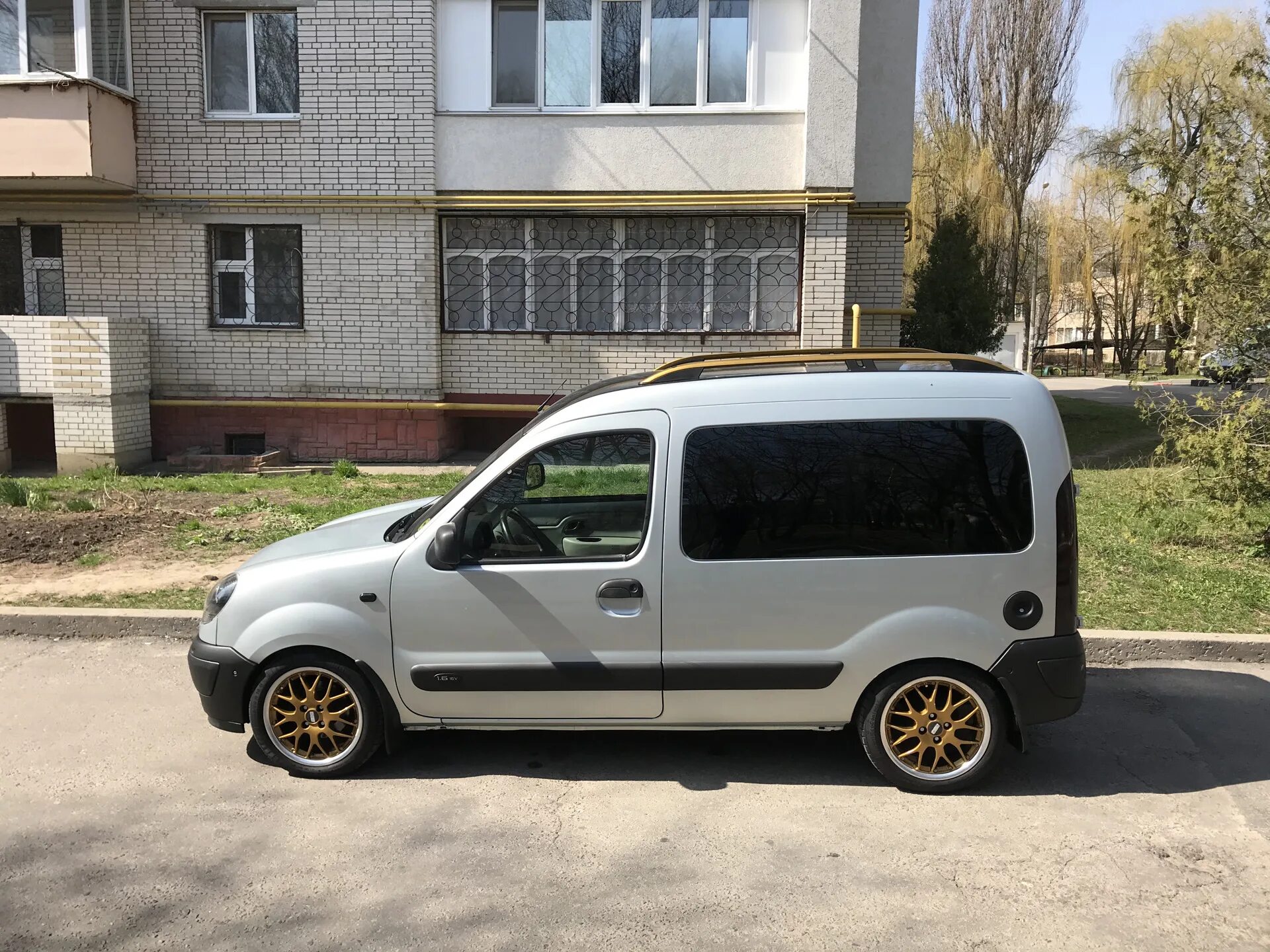 Рено кангу тюнинг Занижение -30 Kangoo - Renault Kangoo (1G), 1,6 л, 2007 года тюнинг DRIVE2