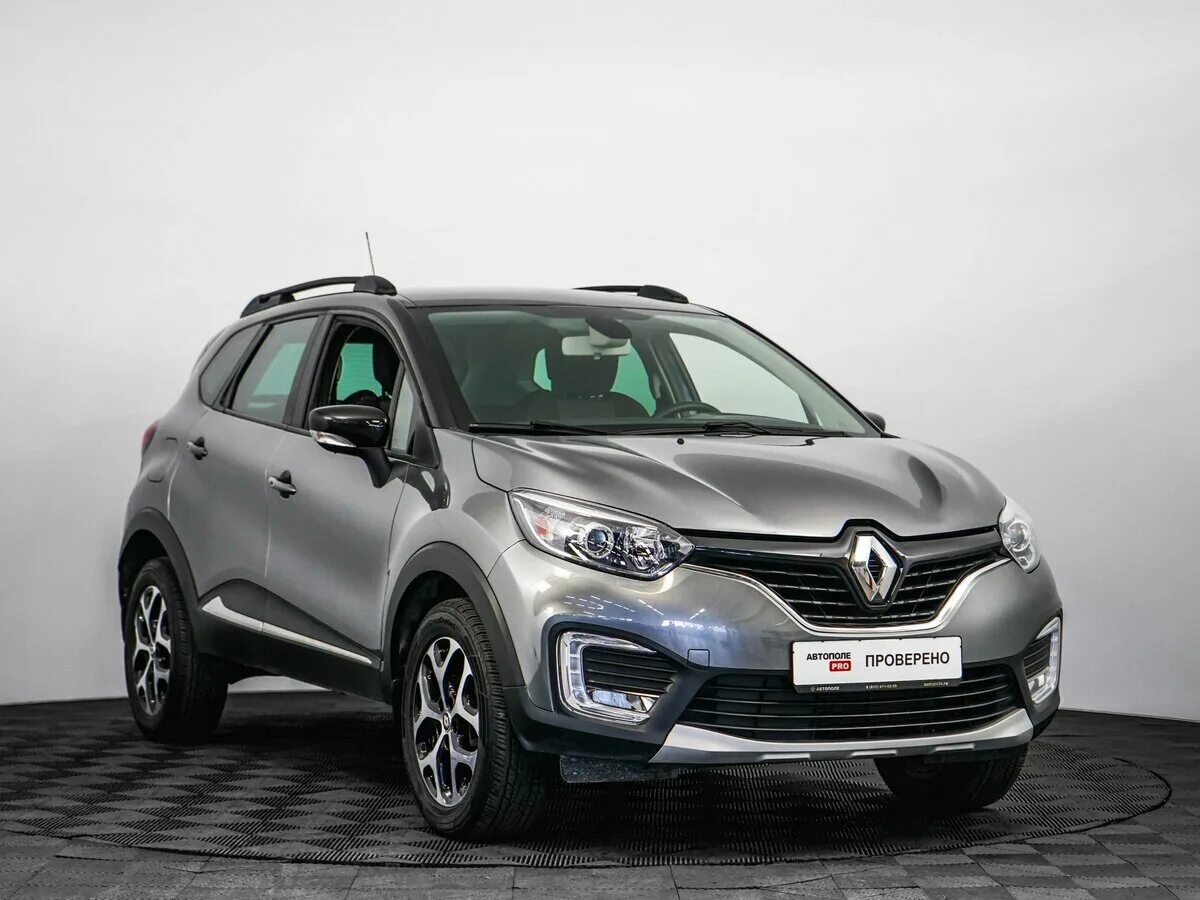 Рено каптур 2017 фото Купить б/у Renault Kaptur I 1.6 CVT (114 л.с.) бензин вариатор в Санкт-Петербург