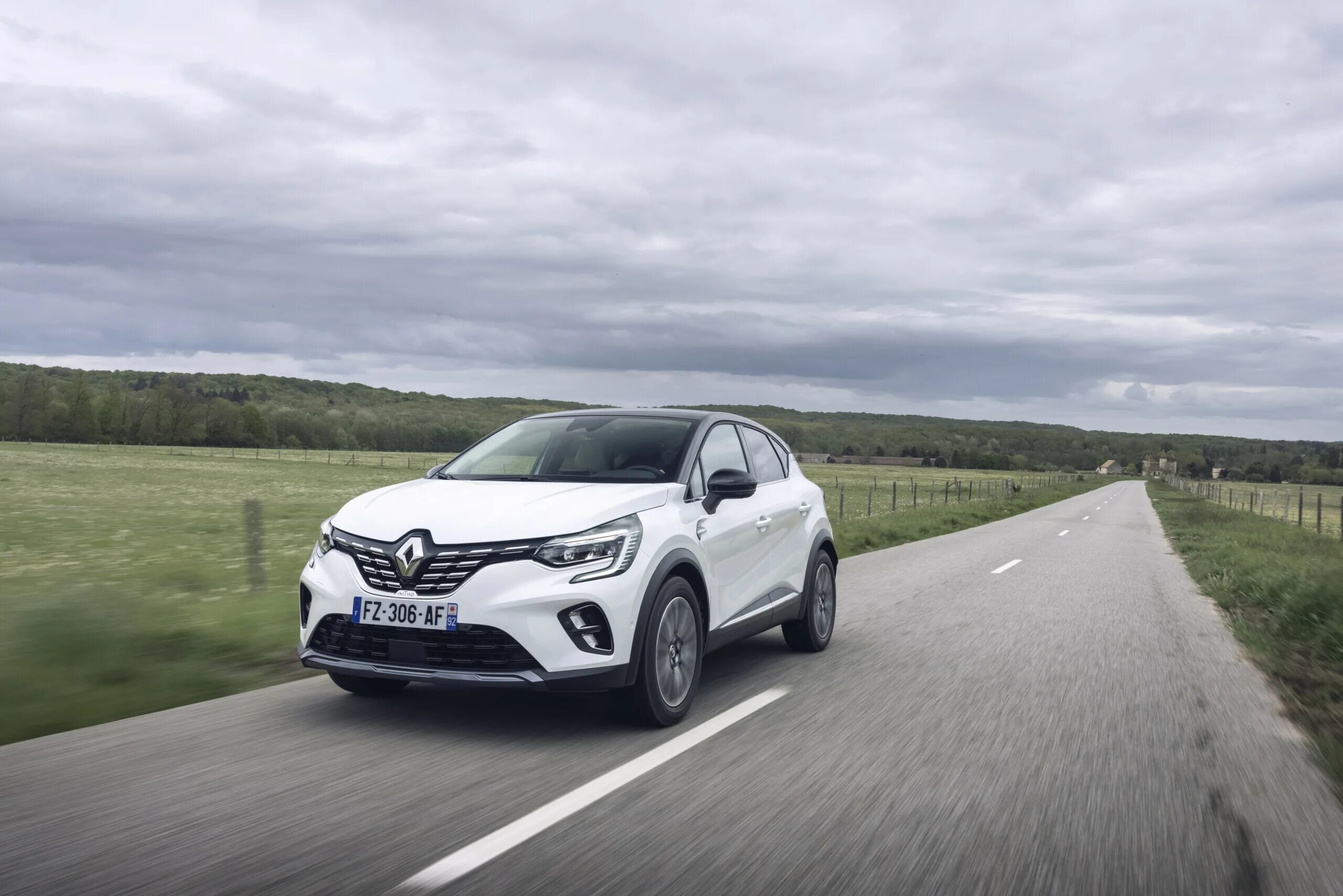 Рено каптур 2022 фото Renault Captur/Kaptur 2022 замечен на дорожных испытаниях