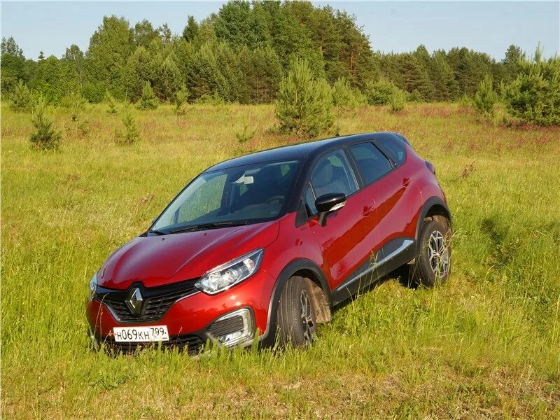 Рено каптур красный фото Фото Renault Kaptur (2016 - 2019) поколение I - Передние дефлекторы системы вент