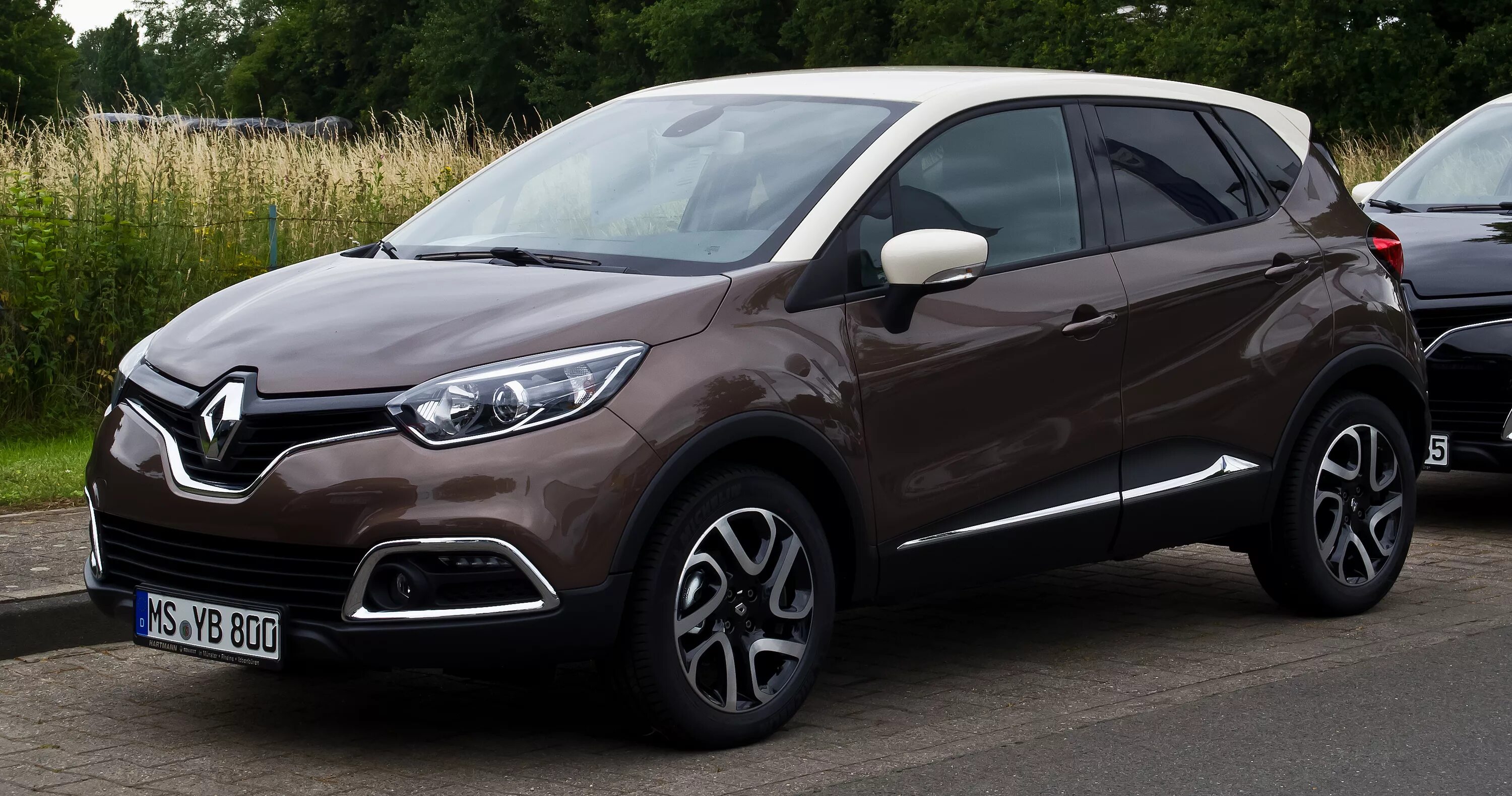 Рено каптур цвет фото File:Renault Captur Luxe ENERGY TCe 90 Start & Stop eco² - Frontansicht, 10. Jul