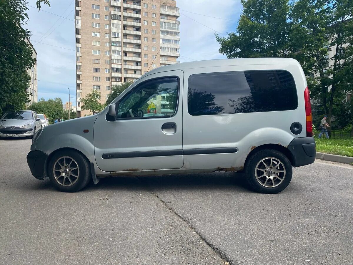 Рено кенго фото Купить б/у Renault Kangoo I Рестайлинг 1.4 MT (75 л.с.) бензин механика в Санкт-