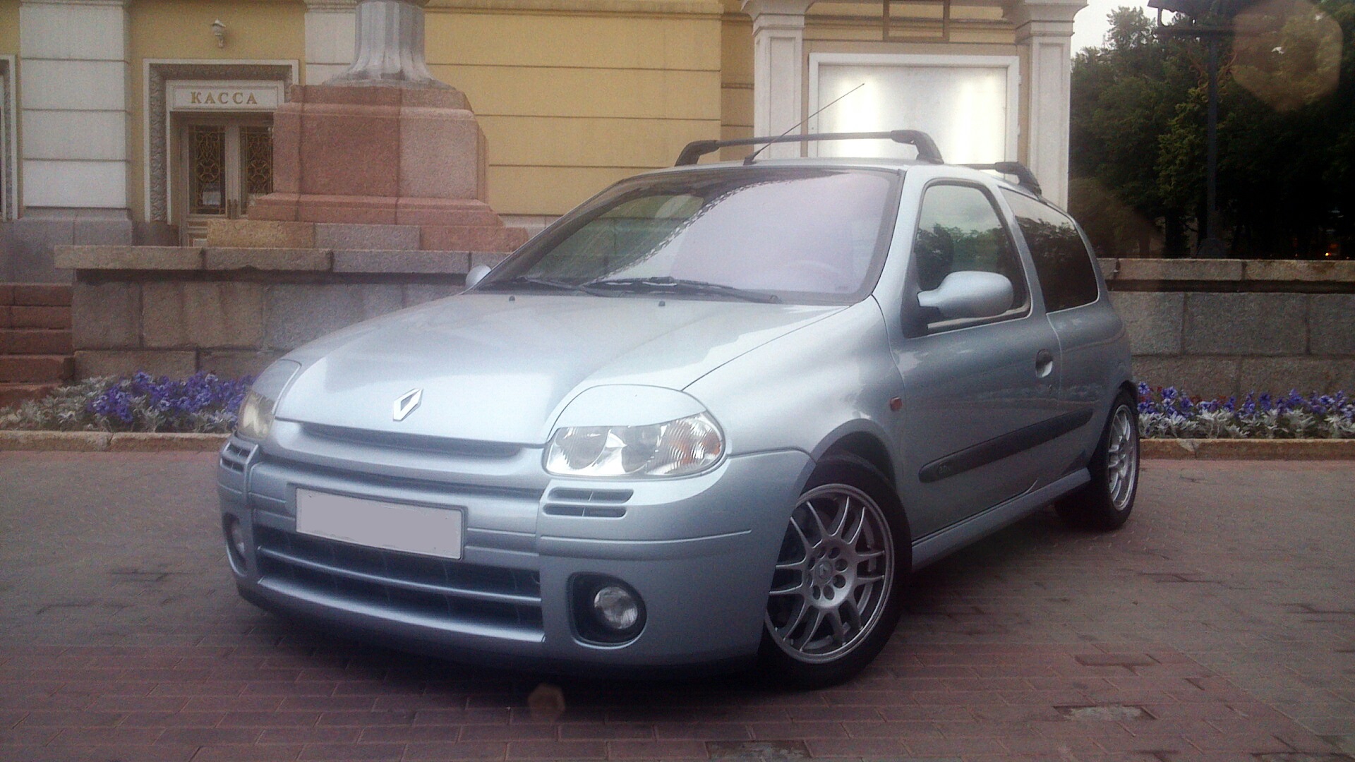 Рено клио 1 тюнинг Renault Clio II Sport 2.0 бензиновый 2001 RS1 на DRIVE2