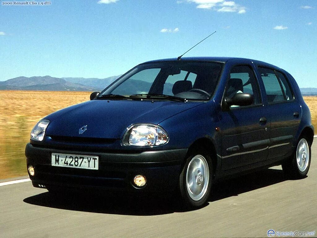 Рено клио 2001 фото Renault Clio фото № 1560 автомобильная фотогалерея Renault Clio на Авторынок.ру