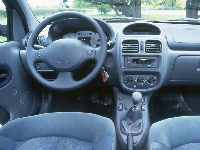 Рено клио салон фото Mark jos mărturisești Atașează la renault clio 1999 interior Betsy Trotwood egip