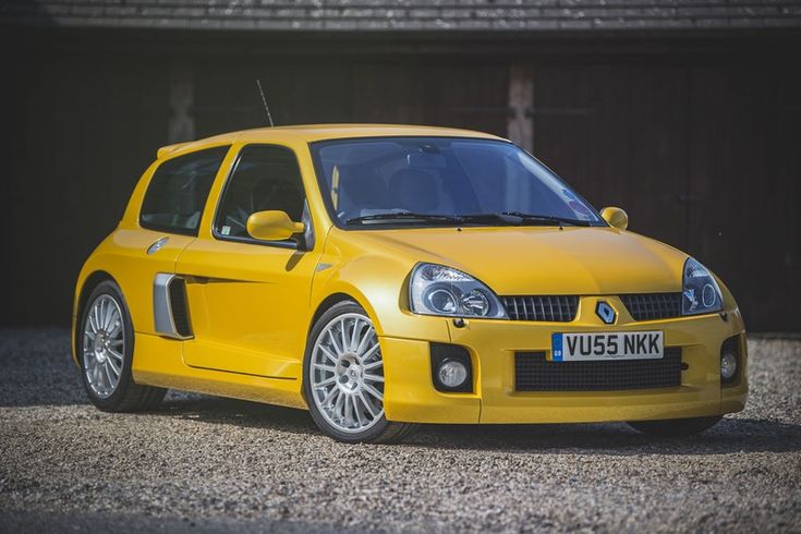 Рено клио вр6 тюнинг Rare Renault Sport Clio V6 Phase 2 With 7,585 Miles Set for Auction Renault clio