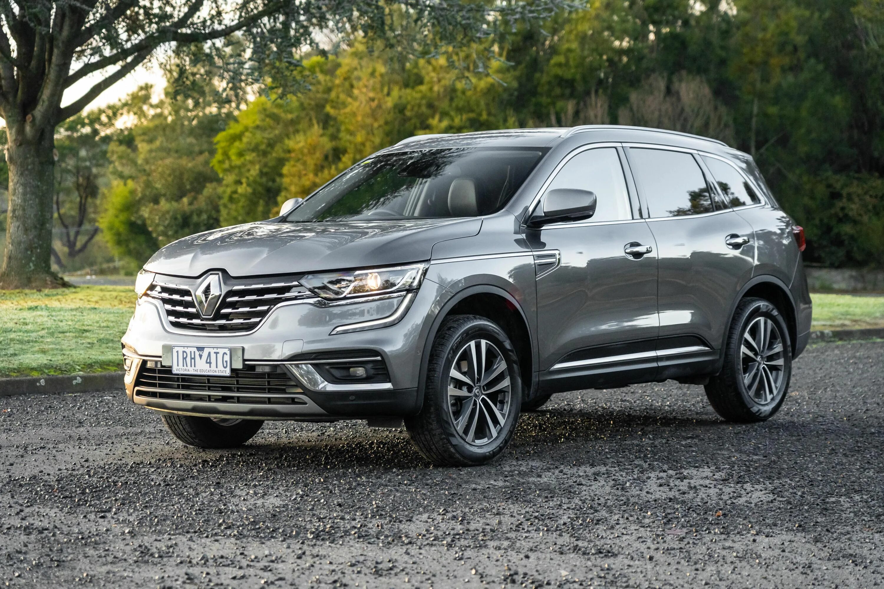 Рено колеос 2020 фото Renault extends seven-year warranty on Koleos SUV CarExpert