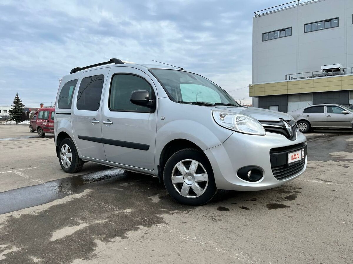 Рено конго фото цена бу Купить б/у Renault Kangoo II Рестайлинг 1.6 MT (102 л.с.) бензин механика в Серп