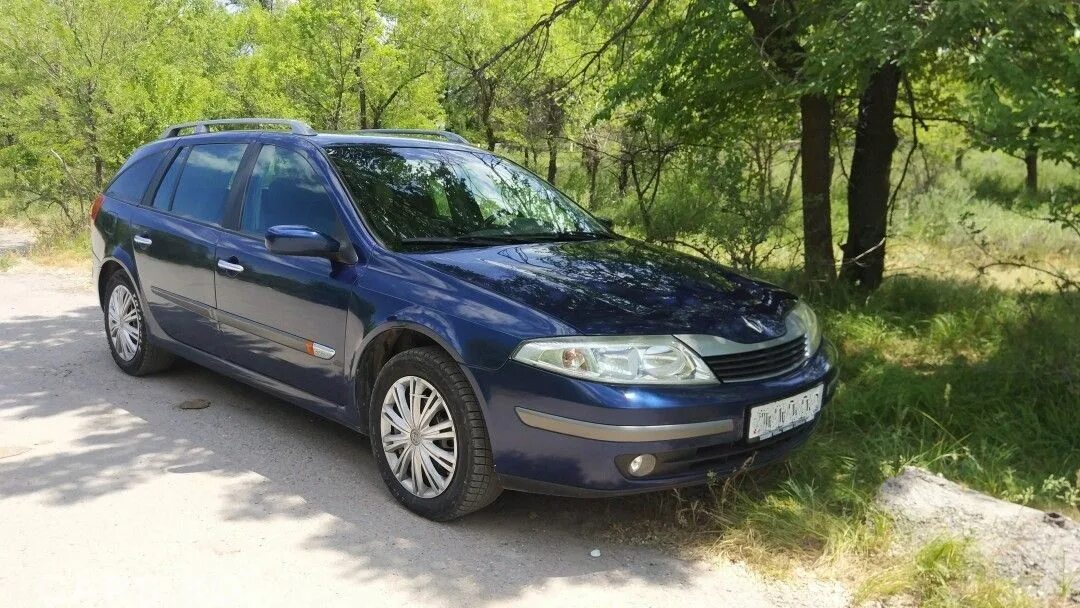 Рено лагуна 2 универсал фото disassembly of the Renault Lagoon station wagon, there is a body door and a lot 