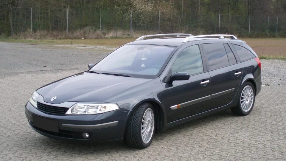 Рено лагуна 2 универсал фото Renault Laguna II 2.2 дизельный 2003 Лялька 2,2 dci на DRIVE2