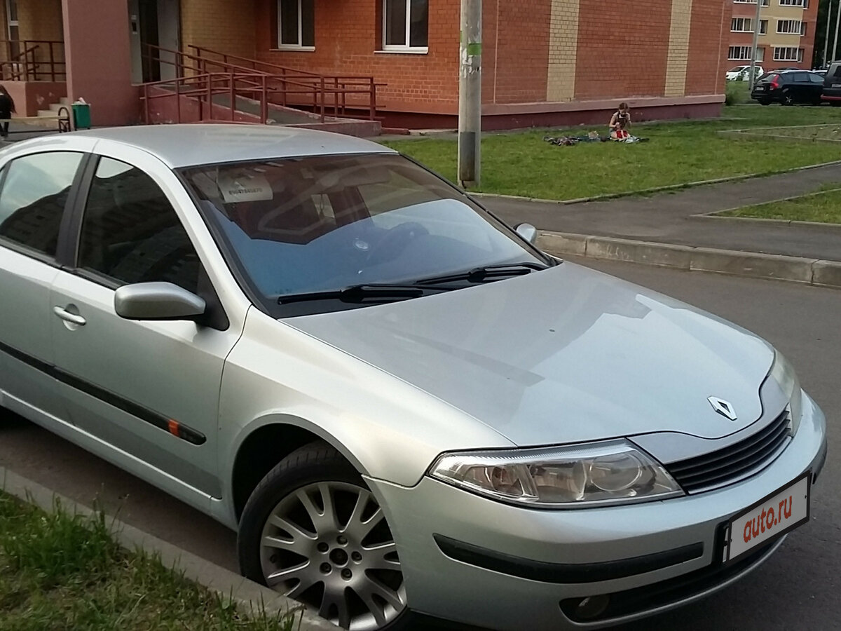 Рено лагуна в спб фото Купить б/у Renault Laguna II 1.8 MT (120 л.с.) бензин механика в Москве: серебри