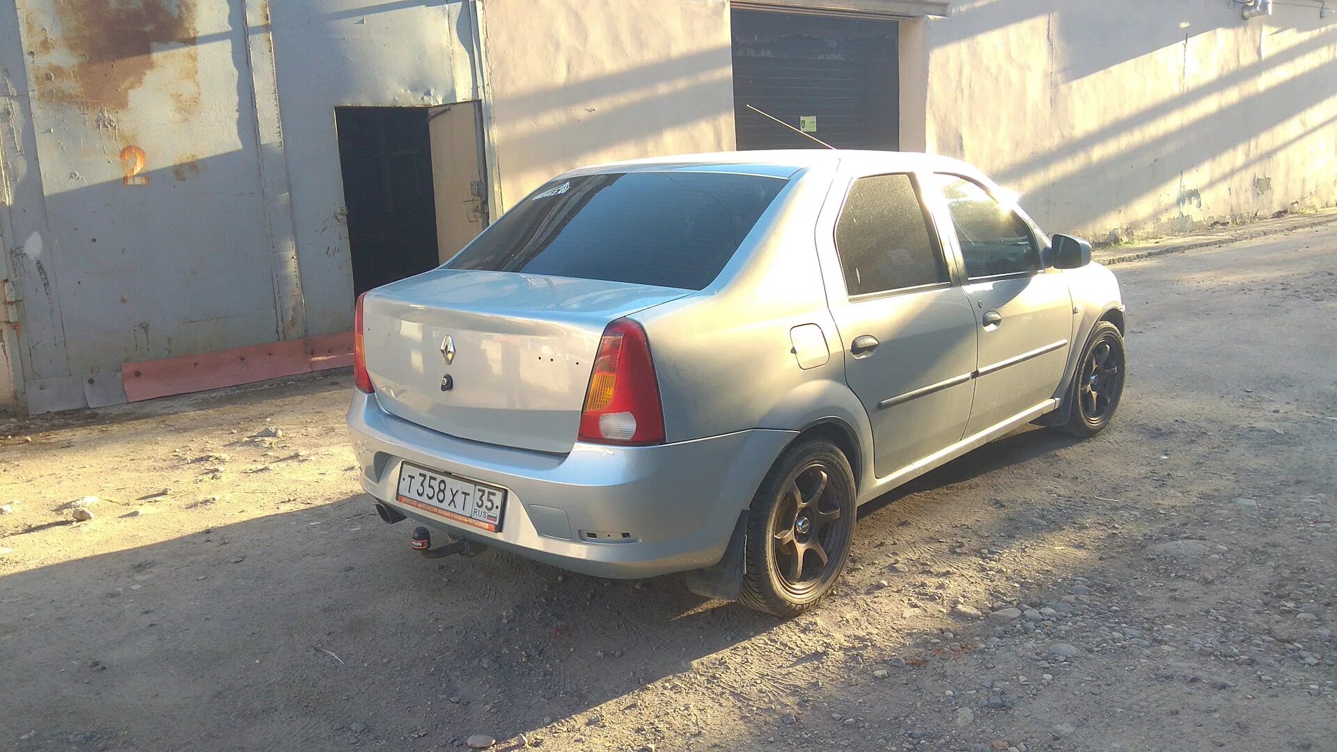 Рено логан 1 фаза 2 фото Задний бампер от Фазы 2 - Renault Logan (1G), 1,4 л, 2008 года стайлинг DRIVE2