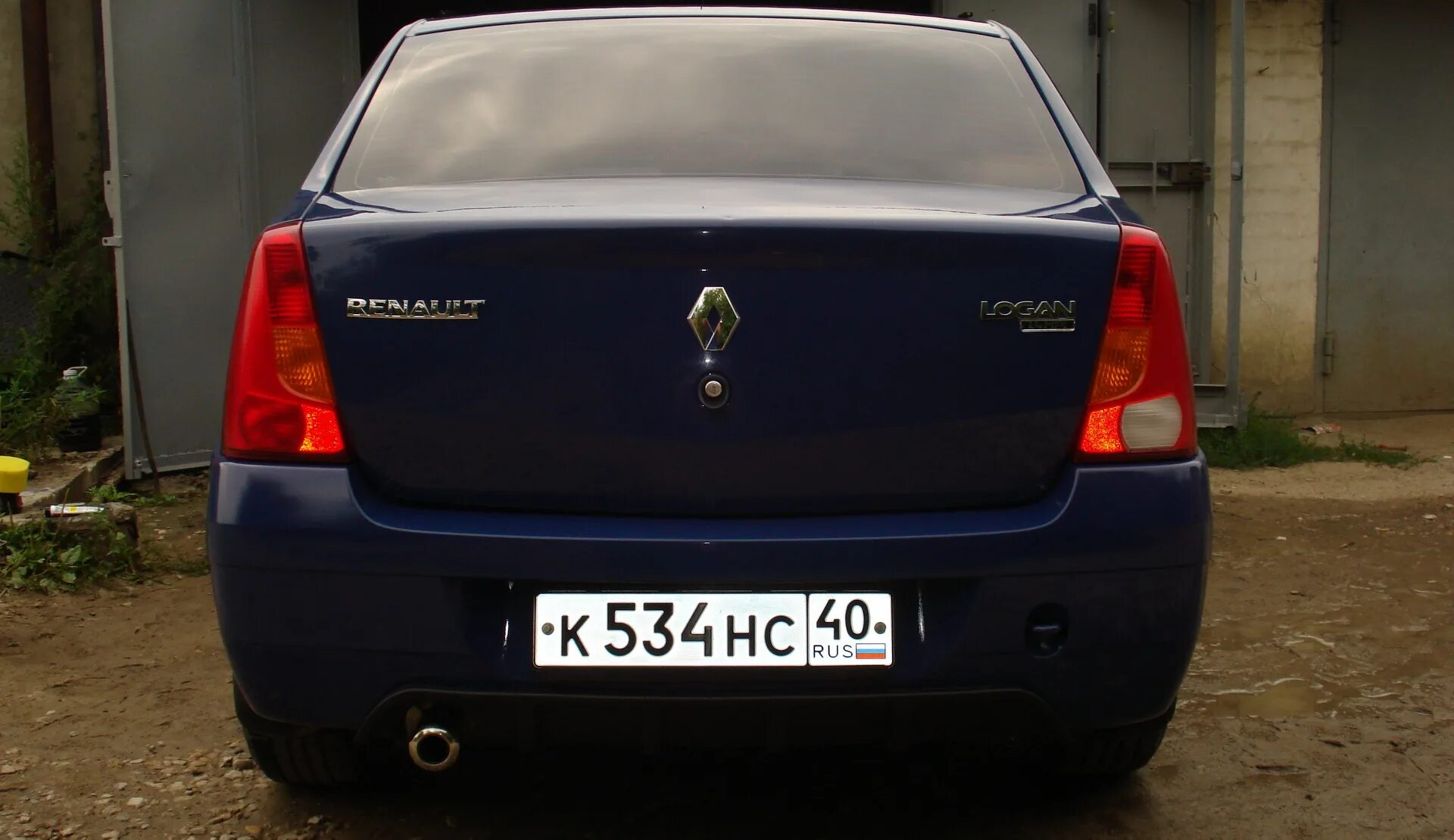 Рено логан 1 фото сзади Мойка авто - Renault Logan (1G), 1,4 л, 2006 года мойка DRIVE2