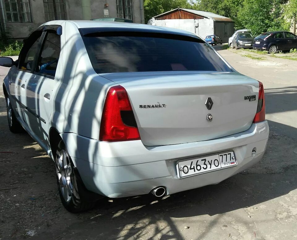 Рено логан 1 фото сзади Задние фары - Renault Logan (1G), 1,6 л, 2007 года тюнинг DRIVE2