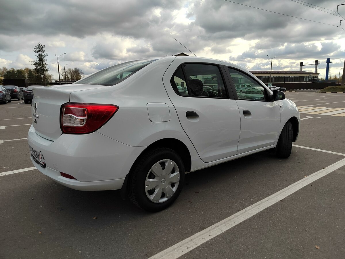 Рено логан 2 белый фото Купить б/у Renault Logan II 1.6 MT (82 л.с.) бензин механика в Орехово-Зуево: бе