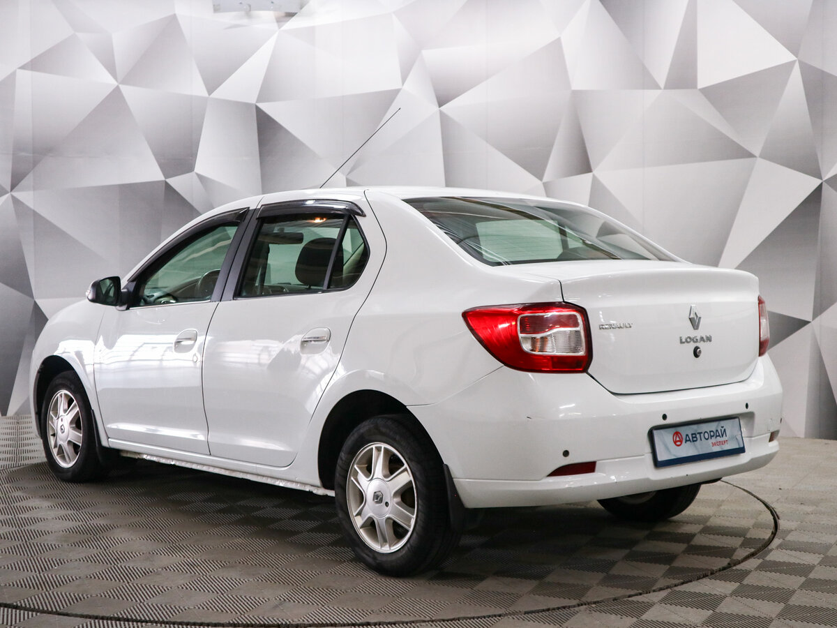 Рено логан 2 белый фото Купить б/у Renault Logan II 1.6 AT (102 л.с.) бензин автомат в Ульяновске: белый