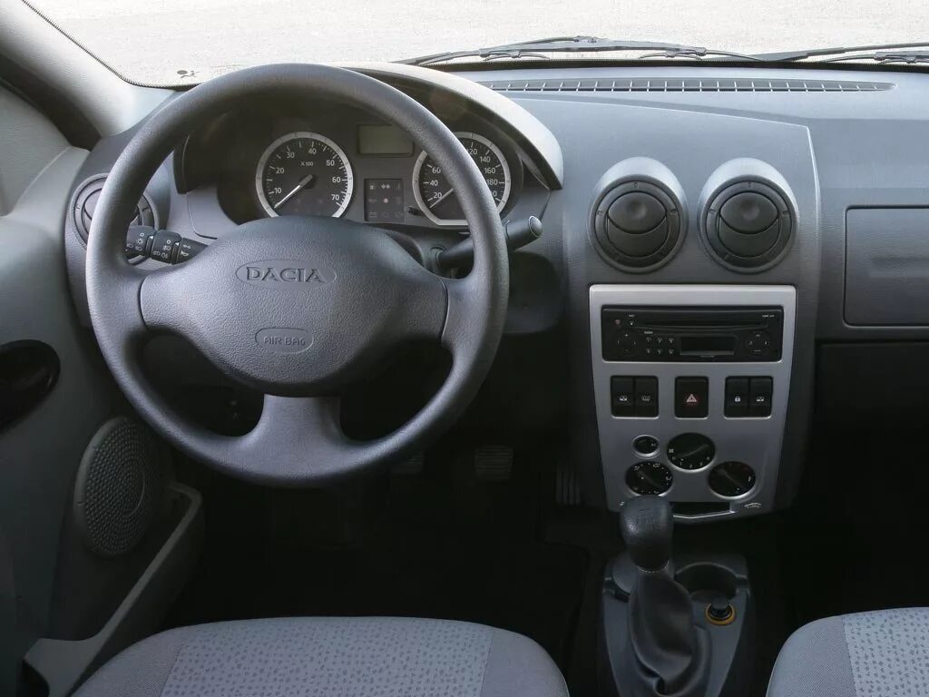 Рено логан 2007 фото салона Салончик и БК - Renault Logan (1G), 1,6 л, 2006 года фотография DRIVE2