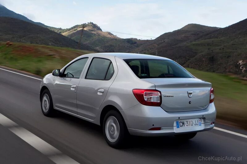 Рено логан 2022 фото Dacia Logan II 1.5 dCi 75 KM 2013 sedan skrzynia ręczna napęd przedni - zdjęcie 