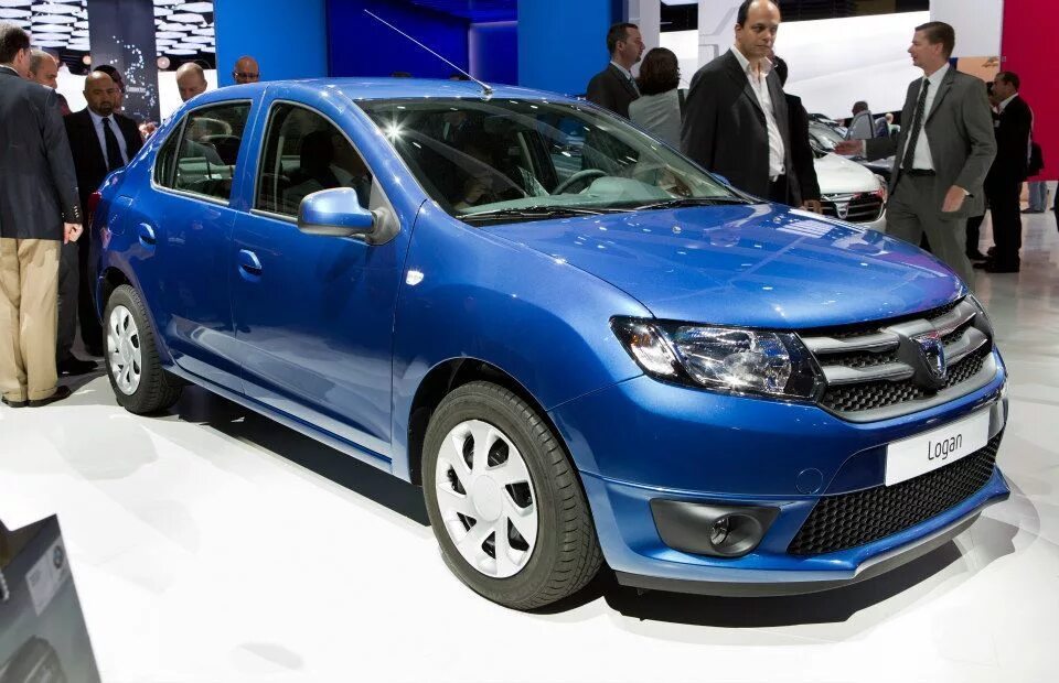 Рено логан 3 фото Noua Dacia Logan, lansată la Salonul Auto de la Paris!