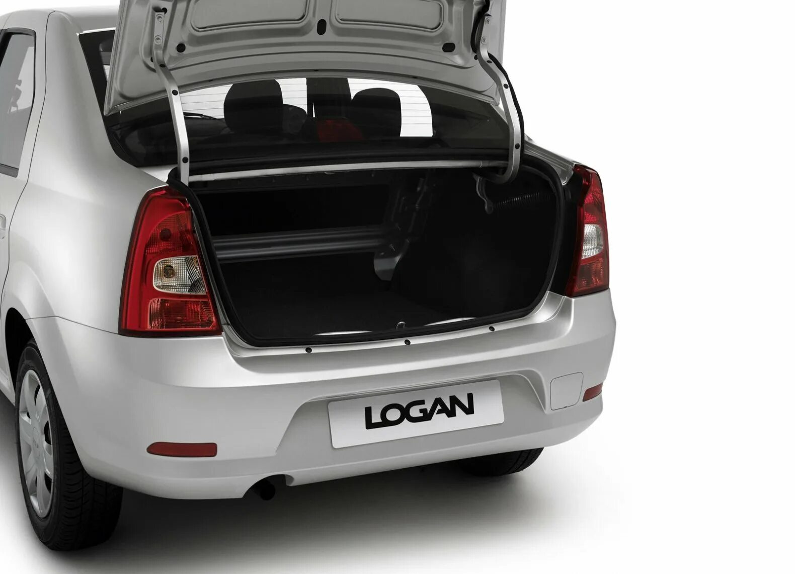 Рено логан фото багажника Dacia Logan фотоальбом - автомобильный журнал Simplycars.ru