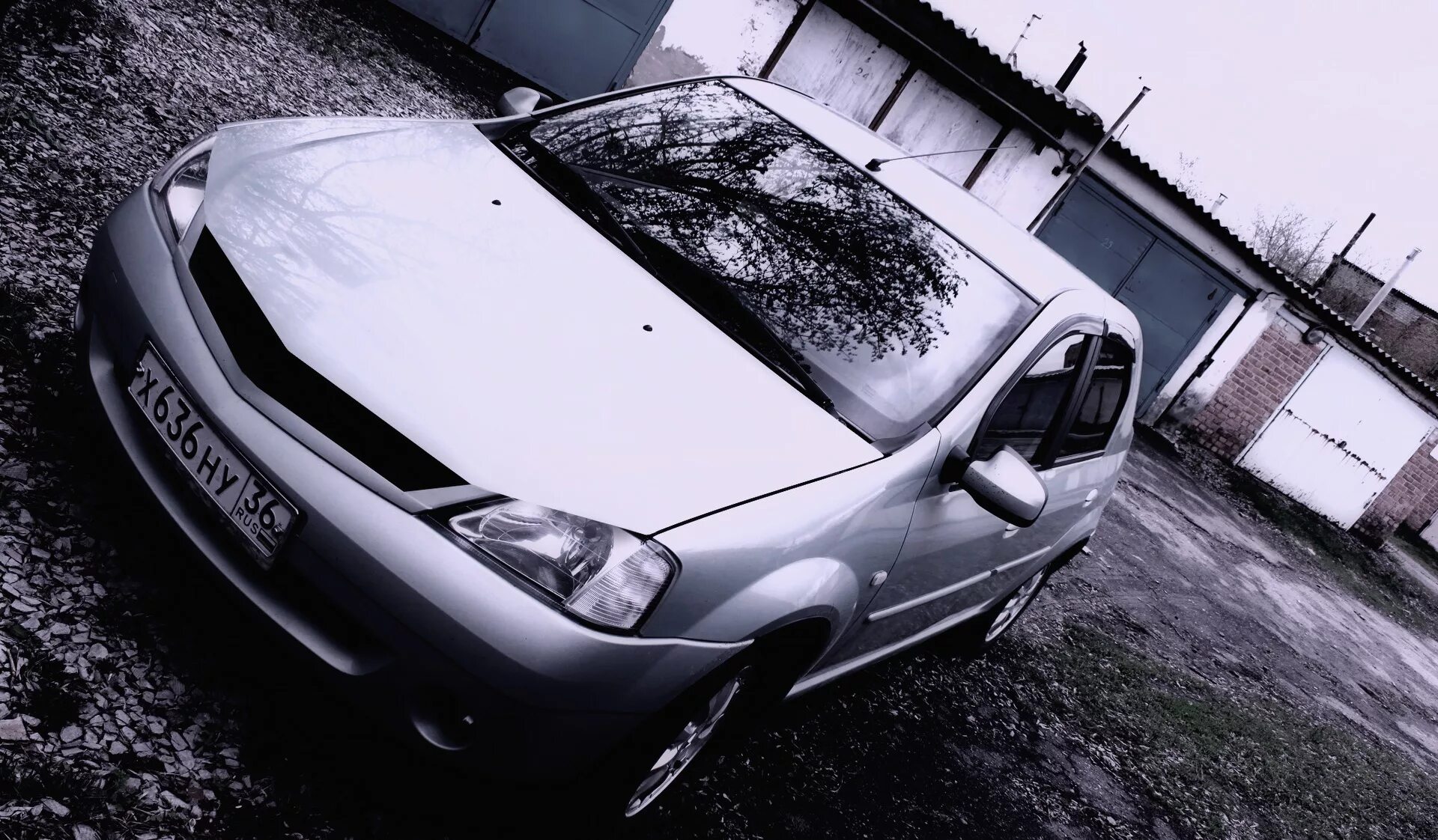 Рено логан крыша фото Bad Boy. зарисовки. - Renault Logan (1G), 1,6 л, 2007 года тюнинг DRIVE2