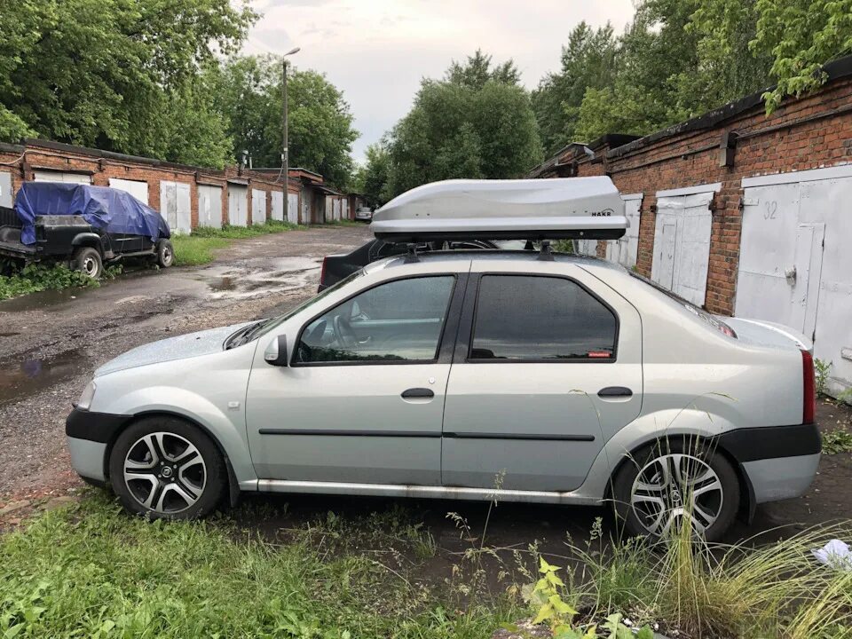 Рено логан крыша фото Доработка бокса на крышу - смещение - Renault Logan (1G), 1,6 л, 2006 года аксес