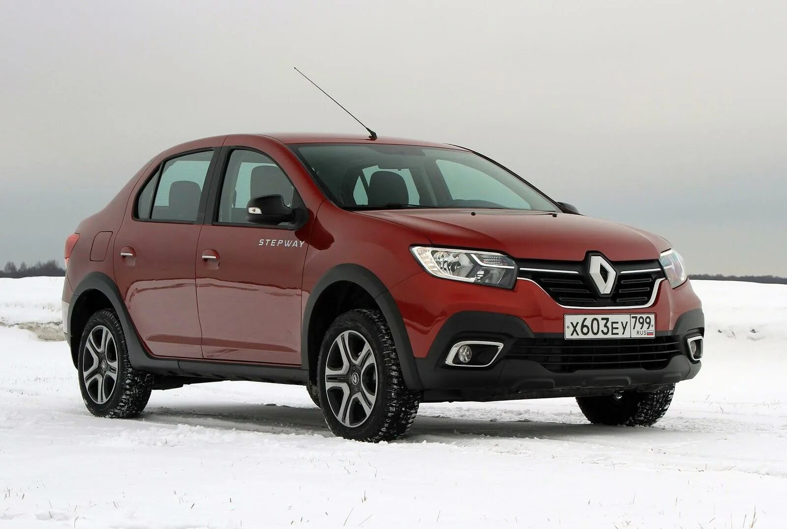 Рено логан степвей фото Тест-драйв: Renault Logan Stepway с вариатором. Приподнятое настроение