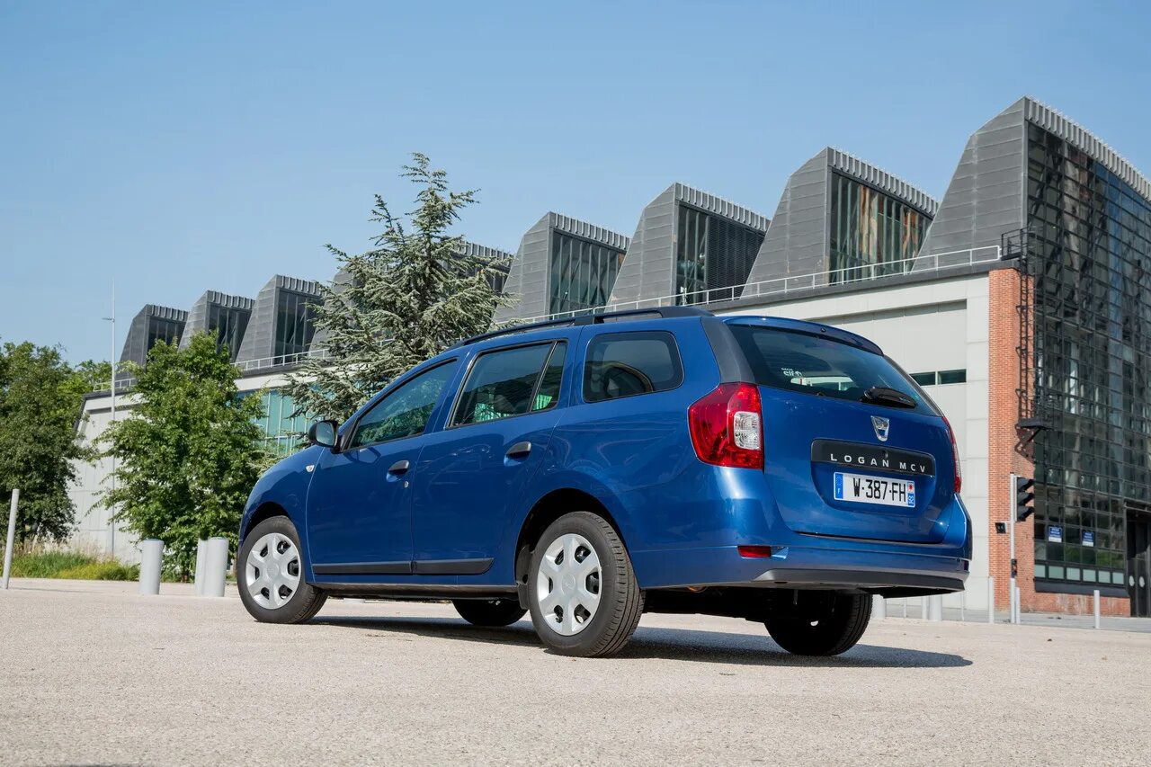 Рено логан универсал фото Essai du break Dacia Logan MCV en version essence 0.9 TCe de 90 ch