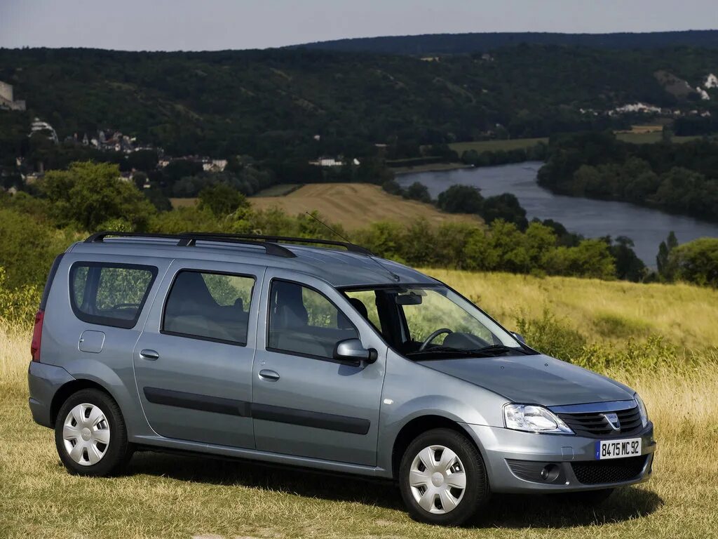 Рено логан универсал фото в новом кузове Dacia Logan MCV рестайлинг 2009, 2010, 2011, 2012, 2013, универсал, 1 поколение 