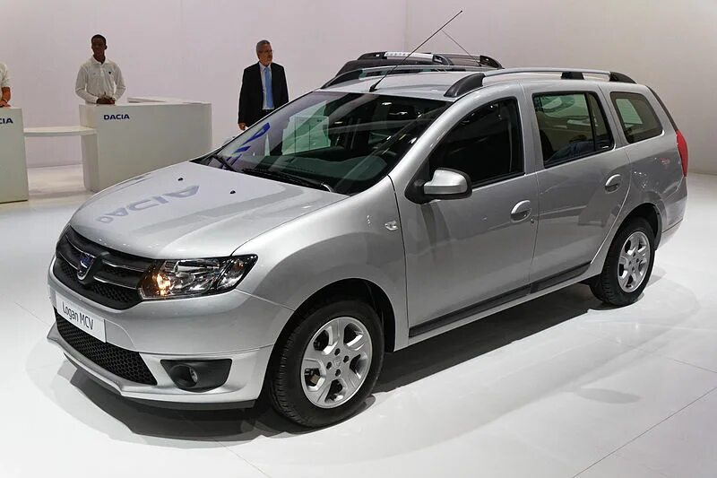 Рено логан универсал фото в новом кузове Файл:Dacia Logan MCV - Mondial de l'Automobile de Paris 2014 - 002.jpg - Википед