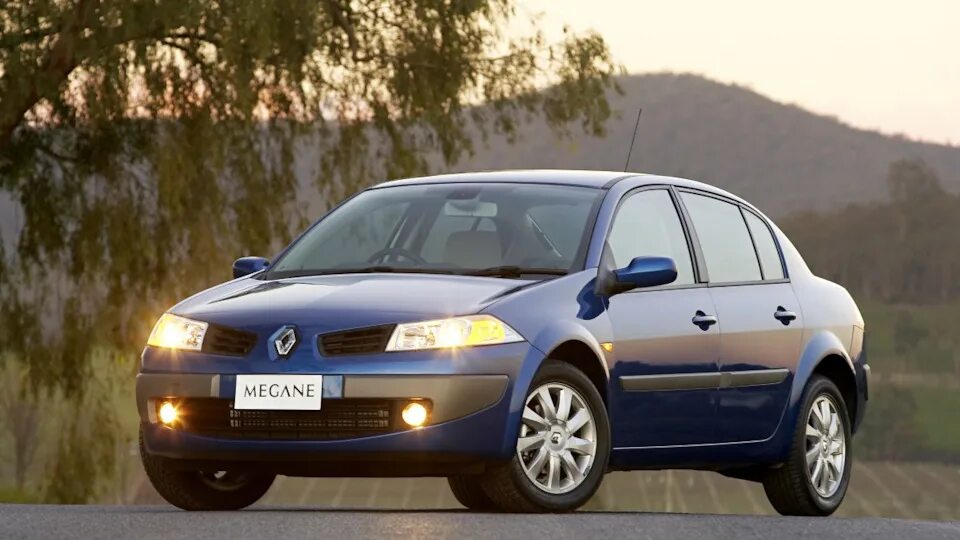 Рено меган 2 фото Renault Megane II 1.6 бензиновый 2008 Темно-синий на DRIVE2