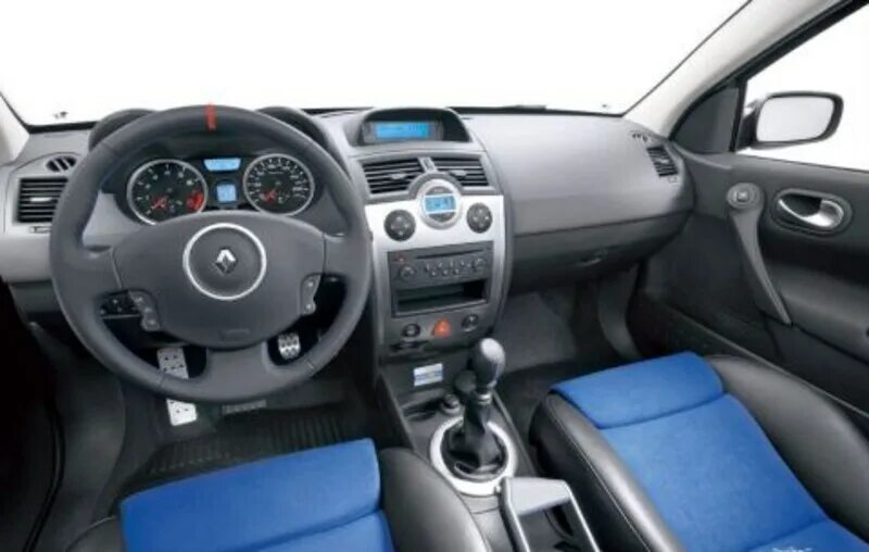 Рено меган 2 фото салона Renault Mégane 2.0 16V T 225 RS (2006) review - AutoWeek