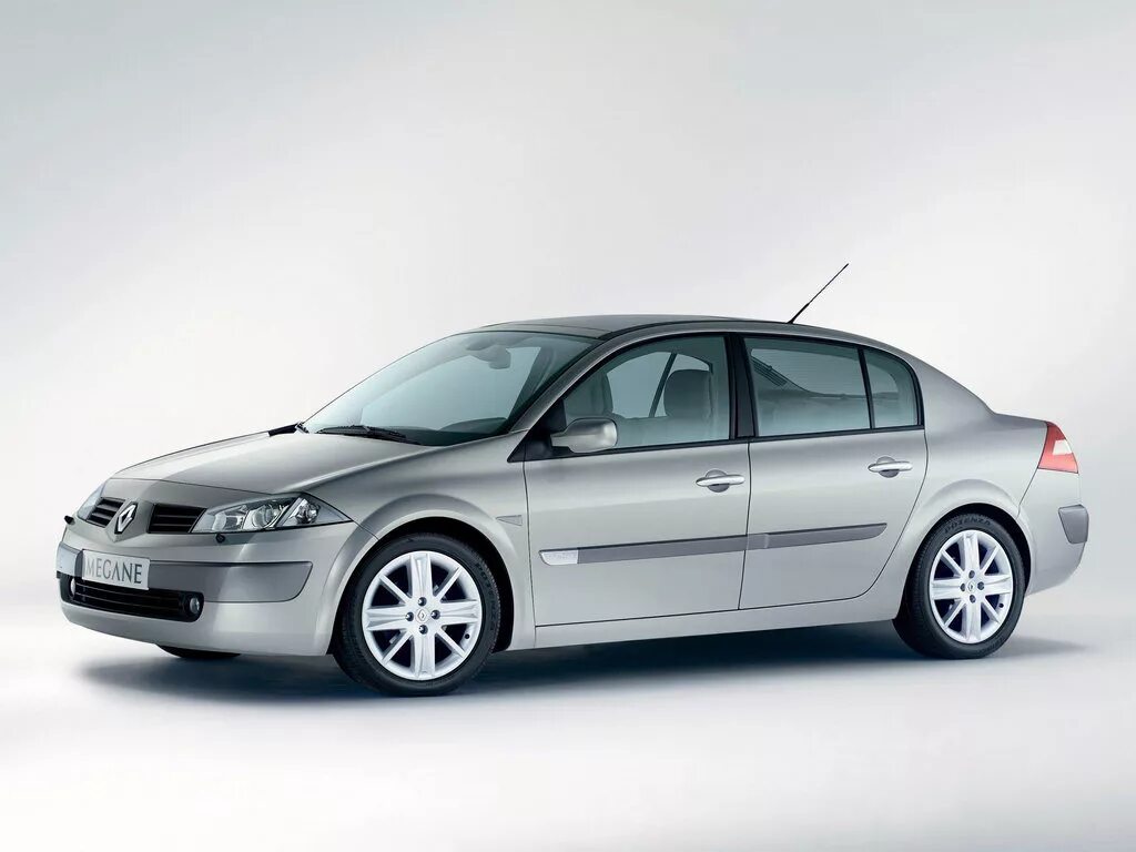 Рено меган 2 фото седан Коврики текстильные в салон Renault Megane II (седан) 2002 - 2006 - купить в инт