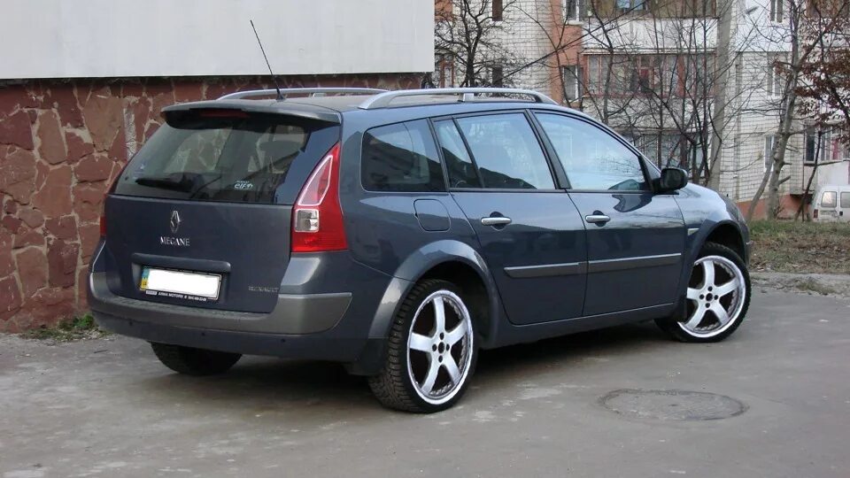 Рено меган 2 универсал фото 2 комплекта дисков R18 (финал) - Renault Megane II, 2 л, 2007 года тюнинг DRIVE2