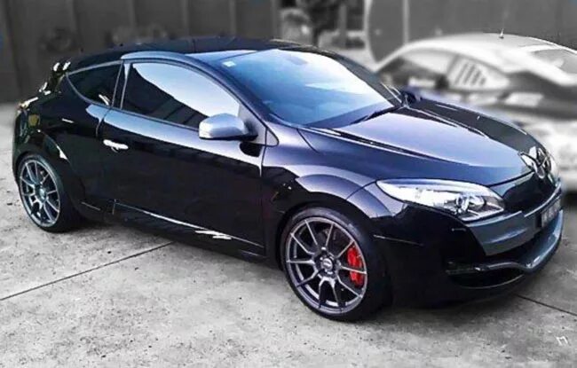 Рено меган 3 тюнинг фото RENM RS 250 Black Edition на базе Renault Megane RS